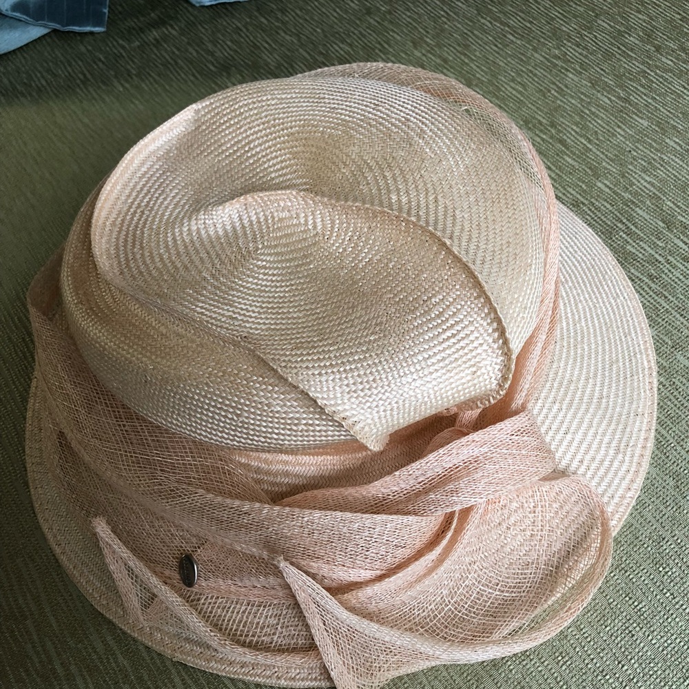 Seeberger Hat